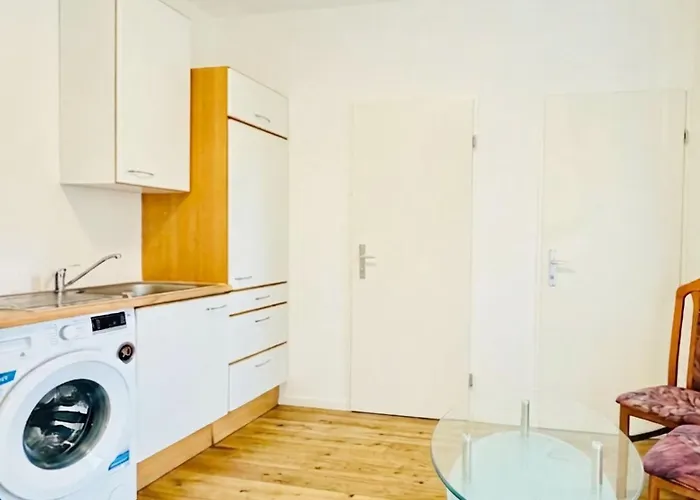Διαμέρισμα Comfortable 2br & 1lr In Βιέννη